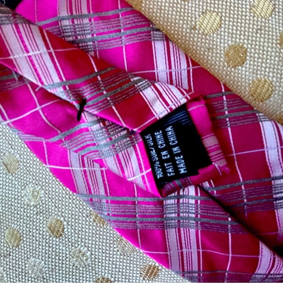 Pronto Uomo Fuchsia/pink and Gray Plaid , silk tie - Picture 3 of 4